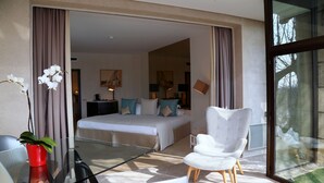 Junior Suite, River View - La Côte Saint Jacques And Spa (Joigny)