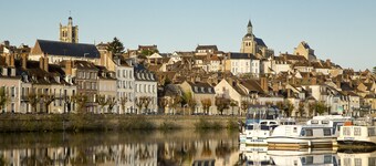 La Côte Saint Jacques And Spa