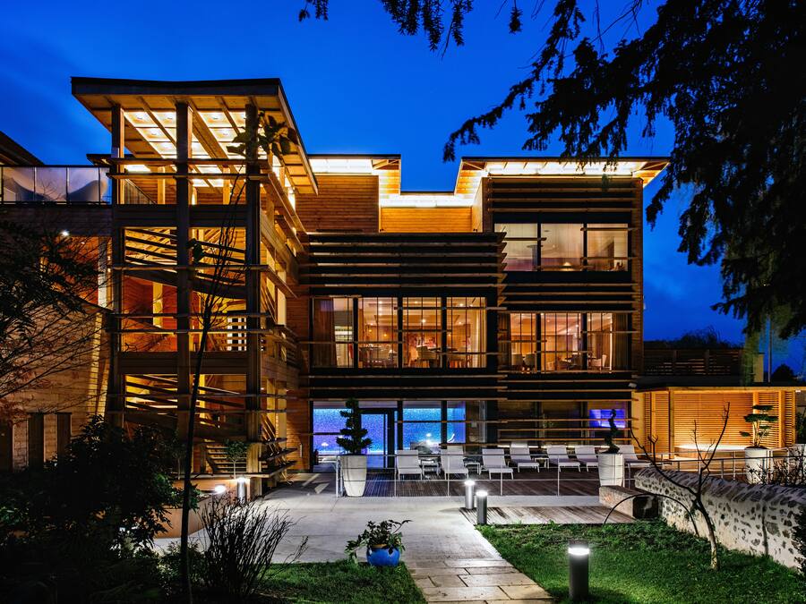 Façade de l’hébergement - soirée/nuit