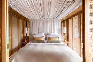 Suíte (Cocoon) | 1 quarto, frigobar (abastecido com itens grátis), cofres nos quartos