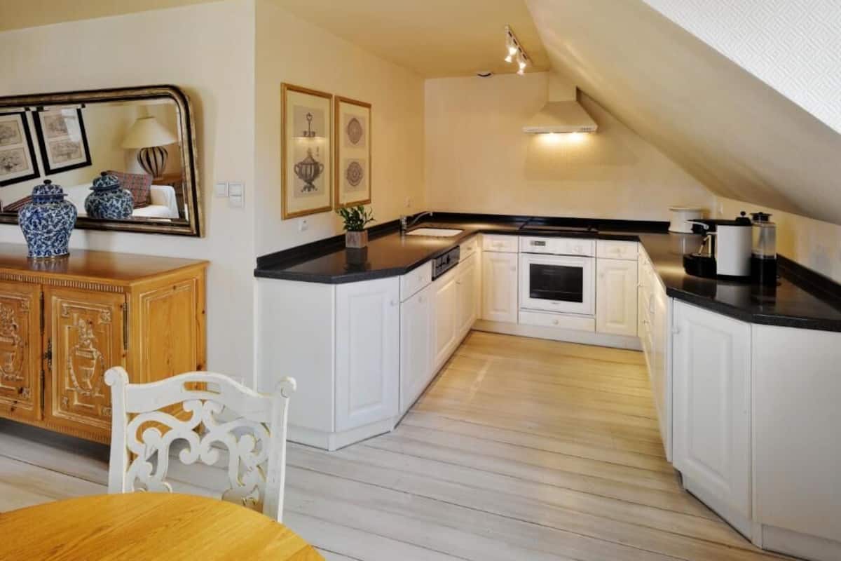 family apartment | private kitchen | electric kettle