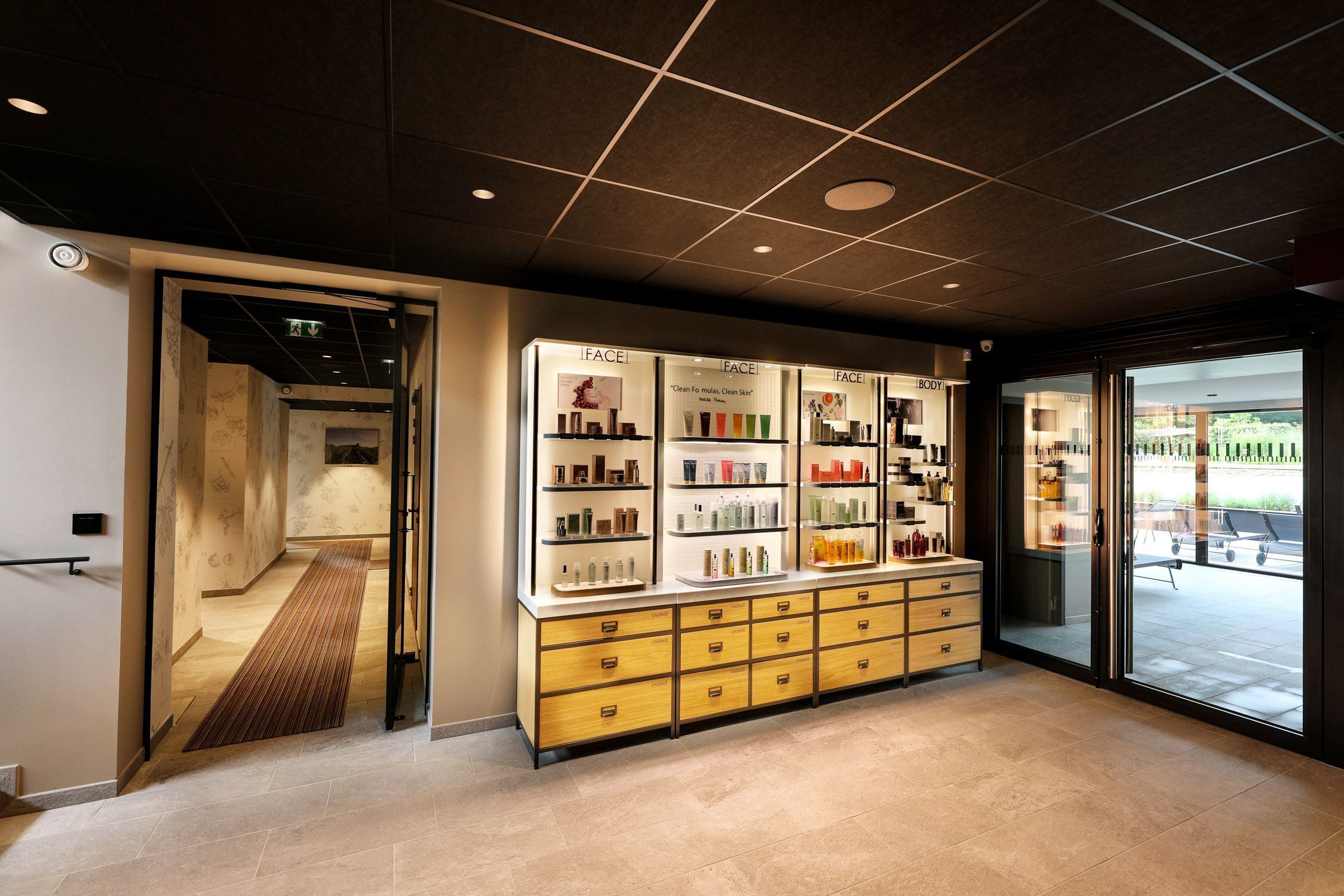 couples treatment room(s), sauna, steam room, massages