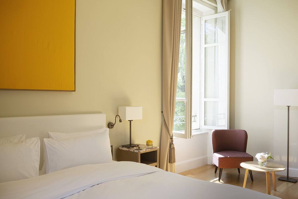 Superior Room | Premium bedding, pillowtop beds, minibar, in-room safe