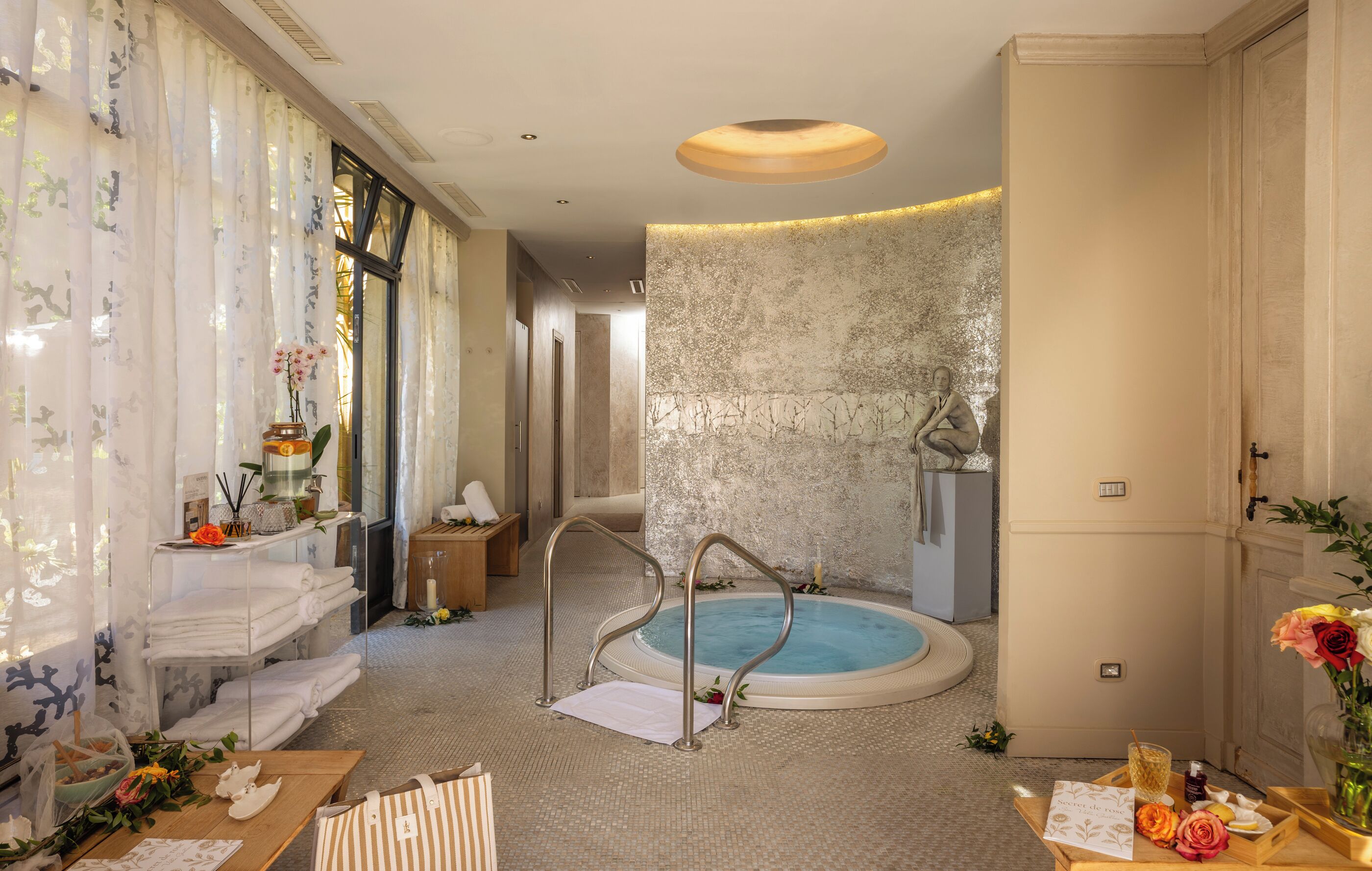 Soins corporels, massages des tissus profonds, massages suédois