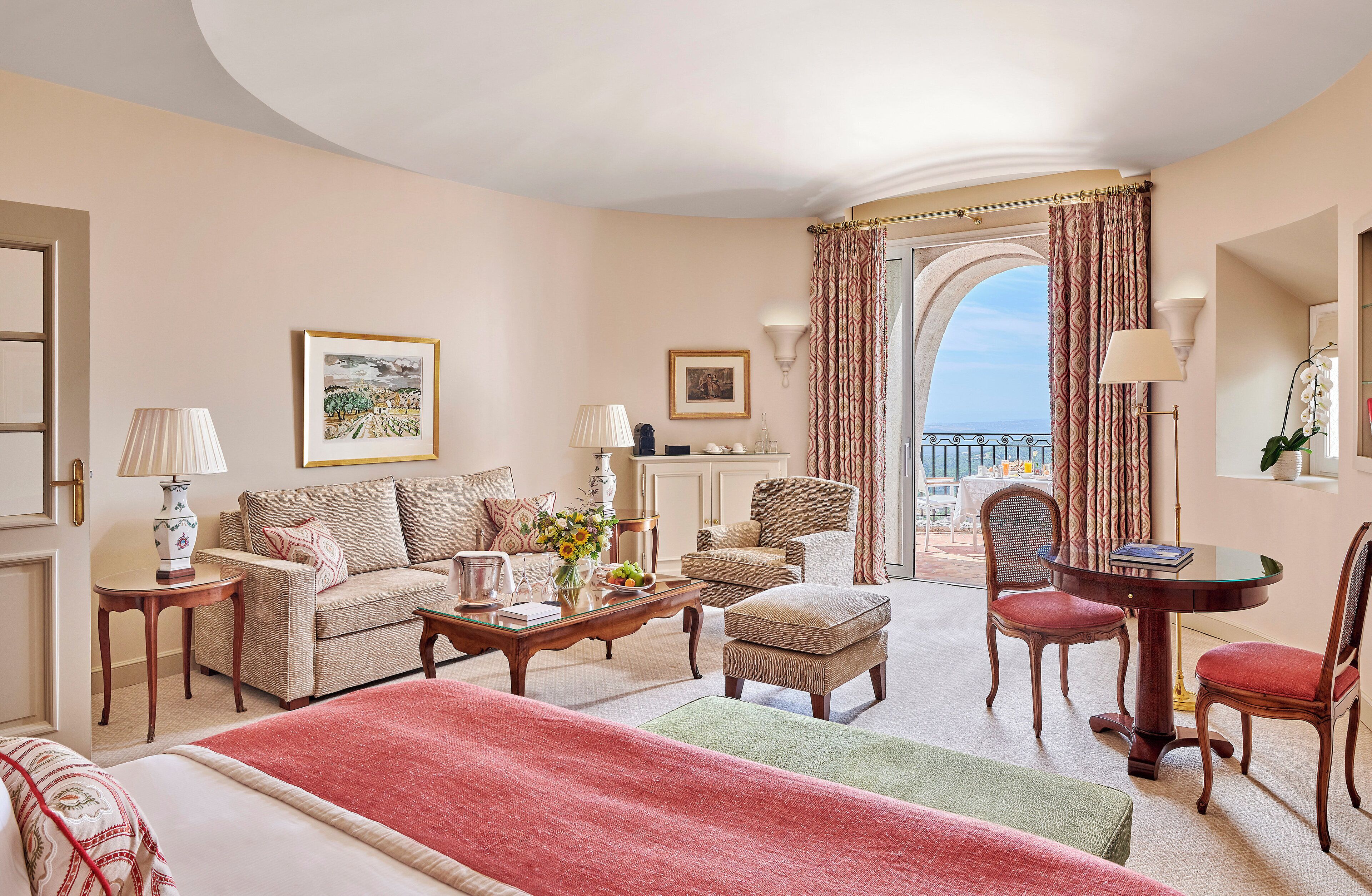 Deluxe Junior Suite | Literie de qualité supérieure, minibar, coffres-forts dans les chambres