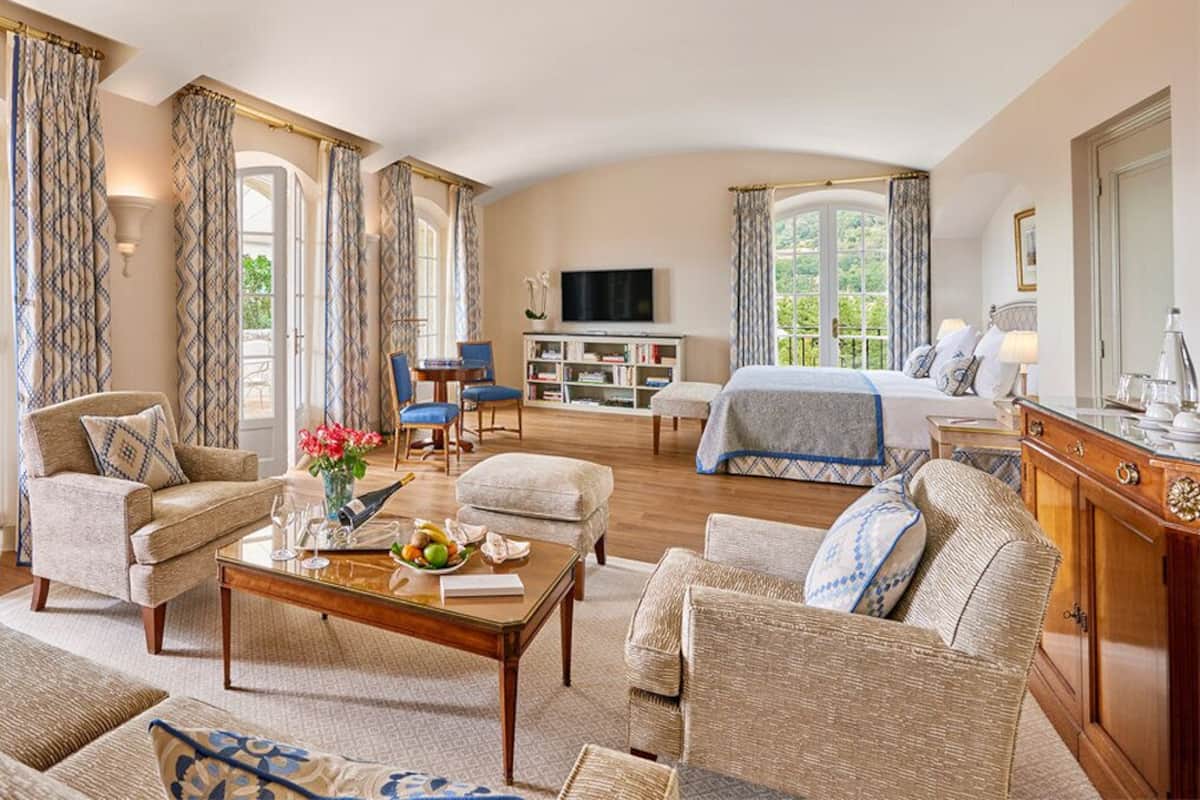 Junior Suite Prestige | Premium bedding, minibar, in-room safe, soundproofing