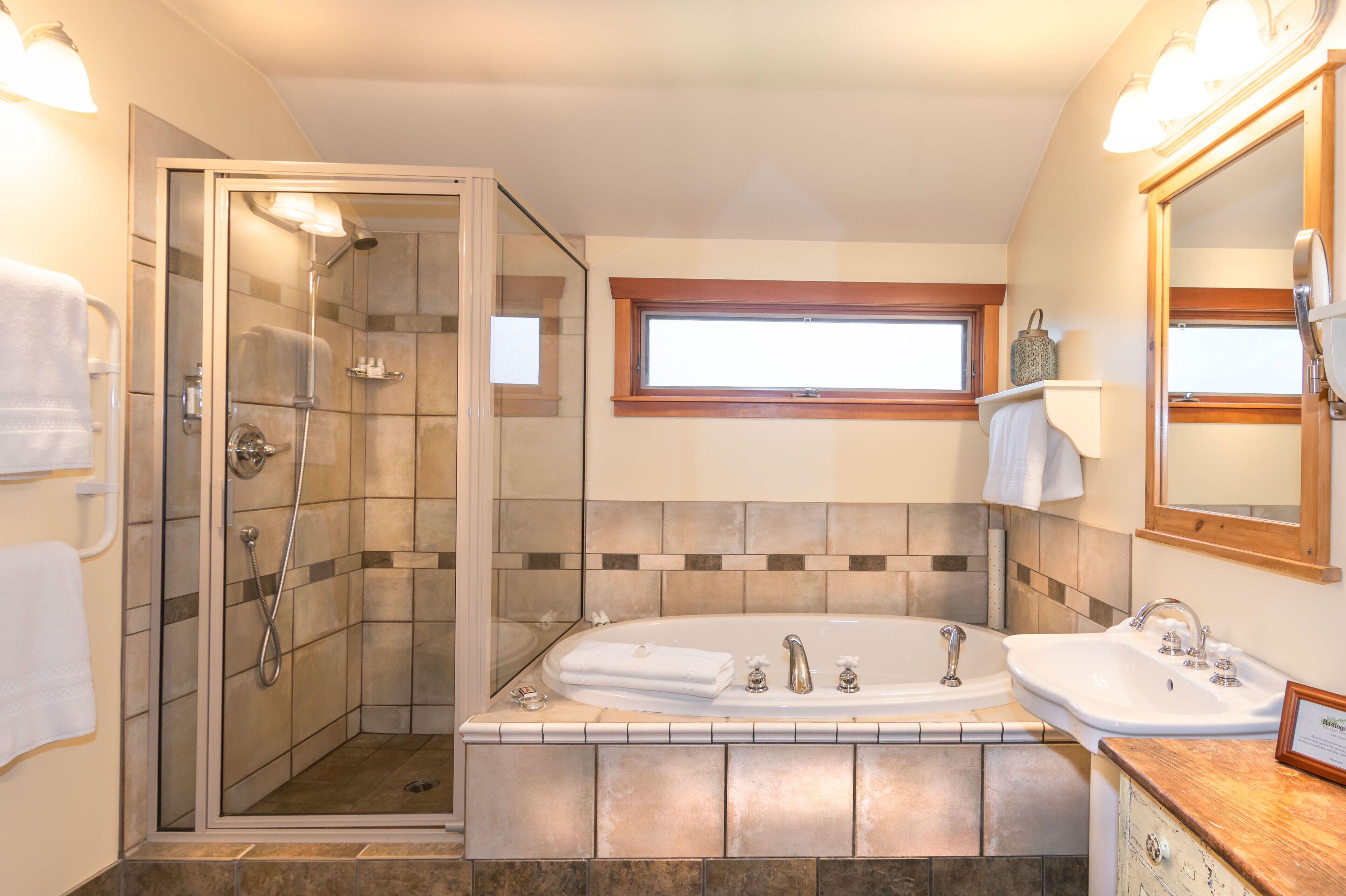 hillside suite up to 2 person occupancy - english breakfast | bathroom | free toiletries, hair dryer, bathrobes, slippers