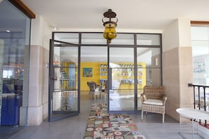 Property entrance - Hotel Cala Sant Vicenç - Adults Only + 16 (Pollenca)