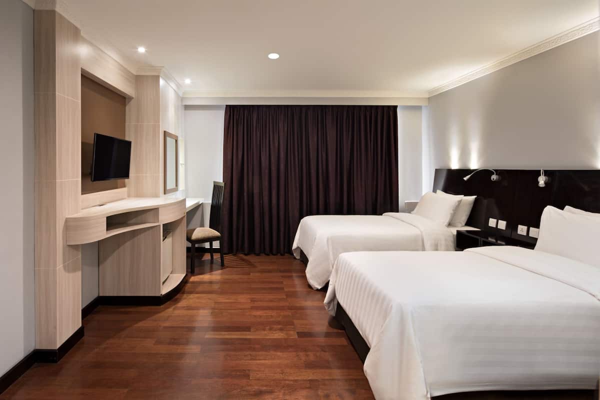In-room safe, desk, free WiFi, bed sheets