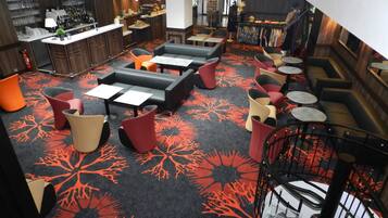 Lobby-Lounge