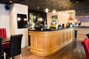 Bar (en la propiedad)