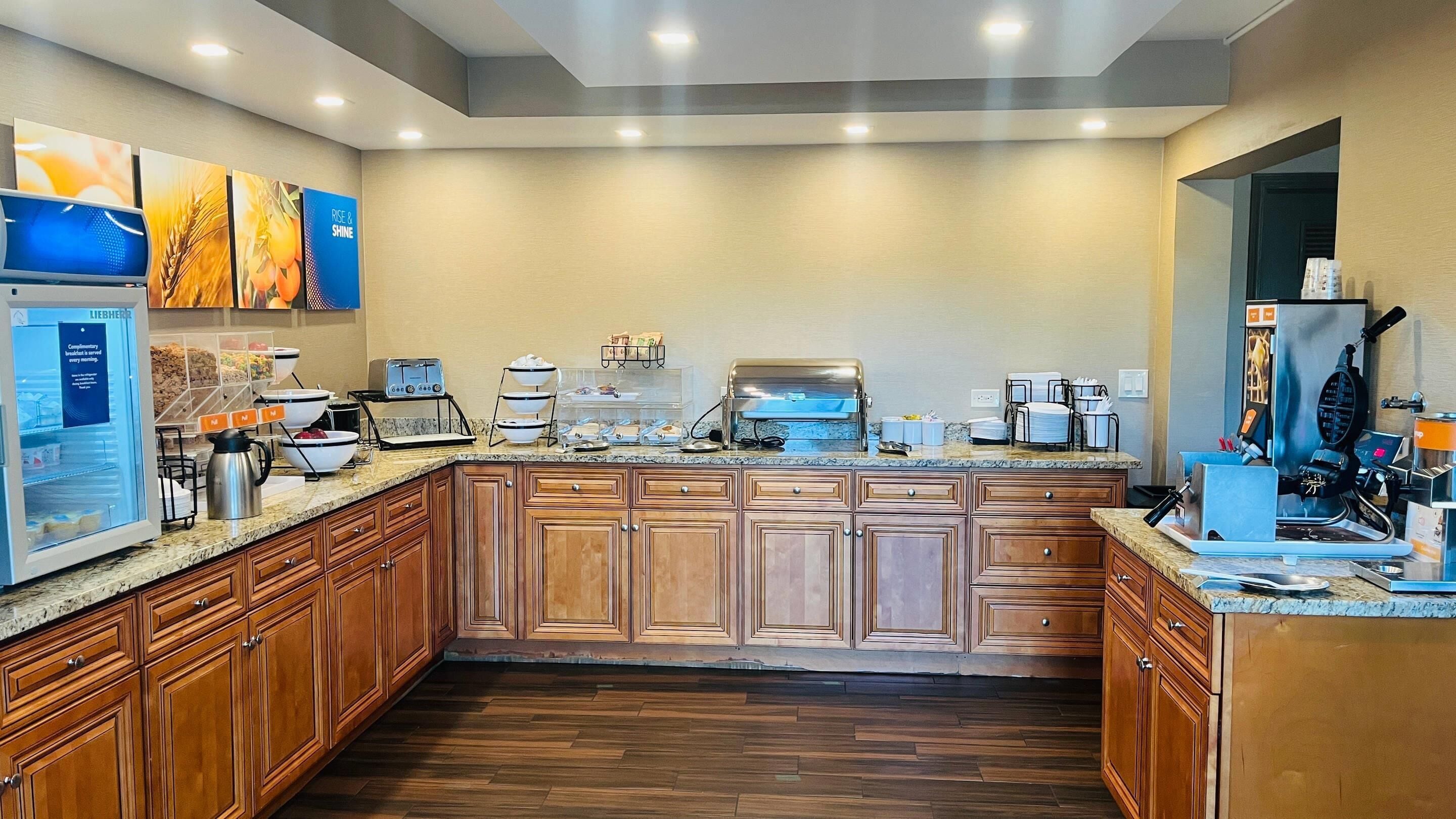 매일 뷔페 무료 아침 식사 포함