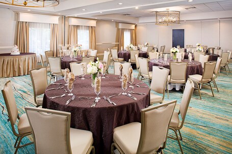 Embassy Suites by Hilton Destin Miramar Beach - Image 32