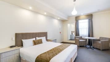 이그제큐티브 스위트, 킹사이즈침대 1개 | 1 개의 침실, 저자극성 침구, 책상, 방음 설비