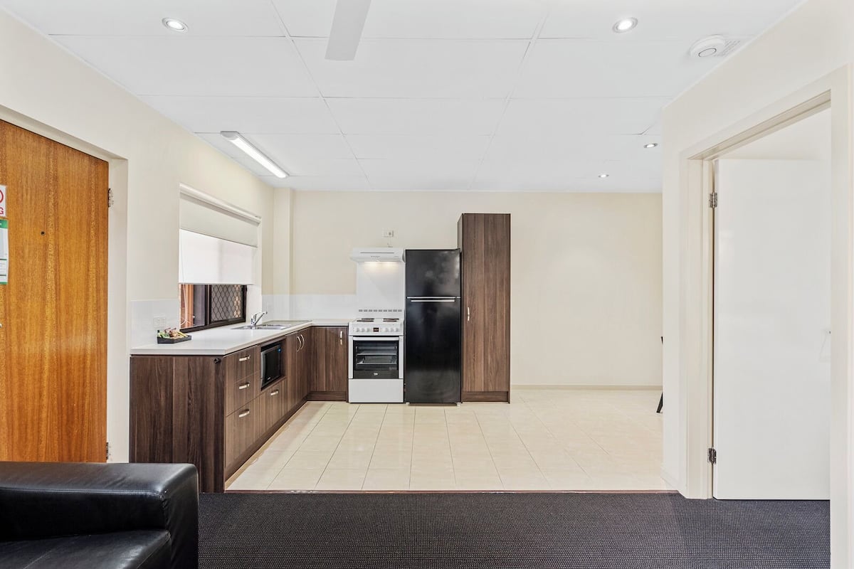 Villa, 1 Bedroom | Private kitchen