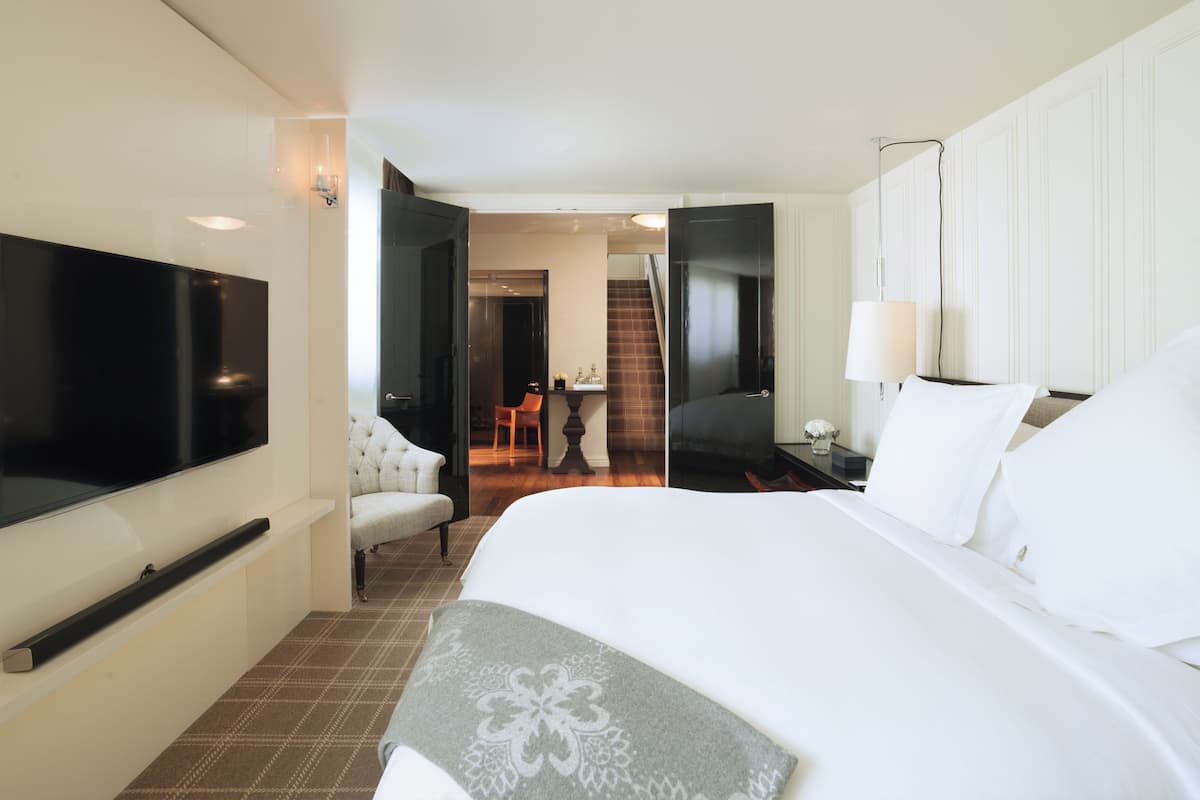 Room (Cupola) | 1 bedroom, premium bedding, down comforters, memory foam beds