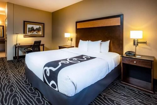 Premium bedding, pillowtop beds, desk, laptop workspace