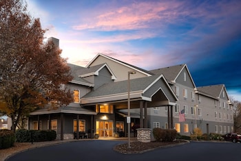 La Quinta Inn & Suites by Wyndham Eugene