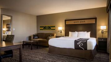 Deluxe Studio Suite, 1 King Bed, Non Smoking | Premium bedding, pillow-top beds, desk, laptop workspace