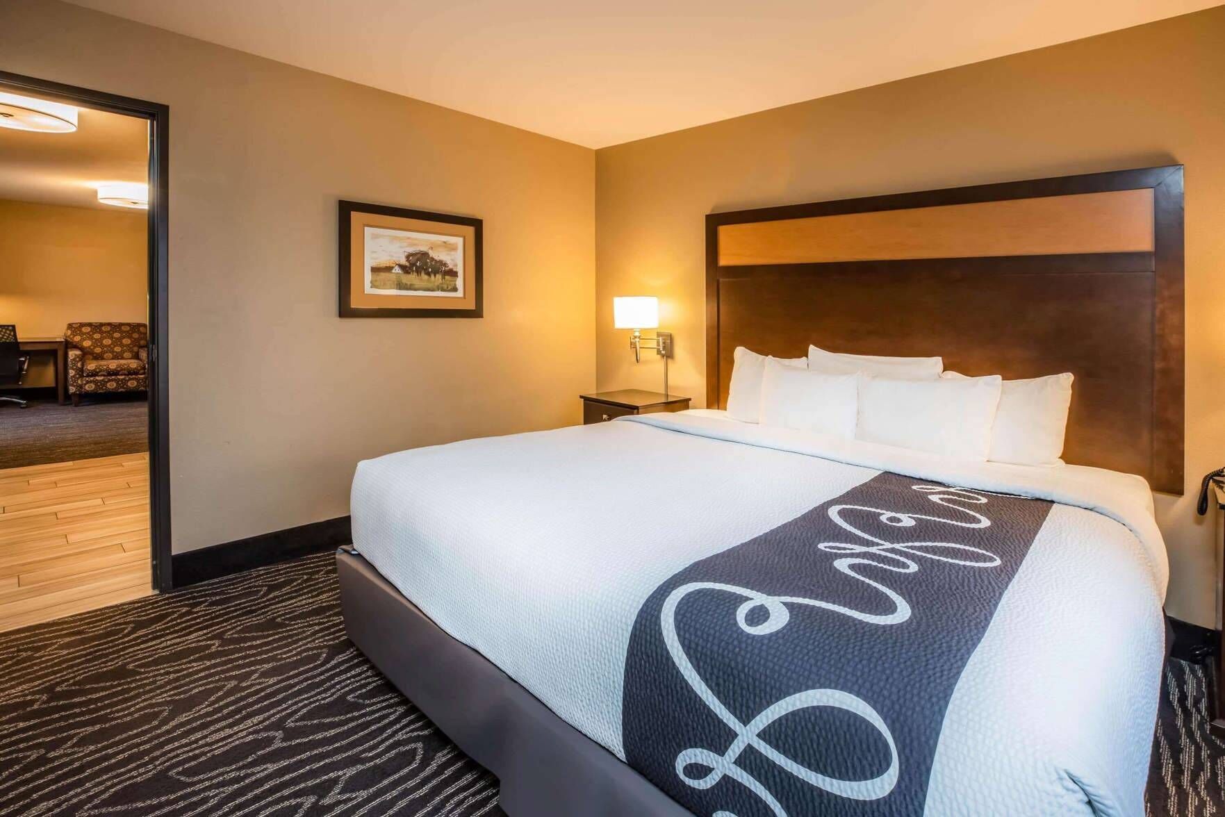 Premium bedding, pillowtop beds, desk, laptop workspace