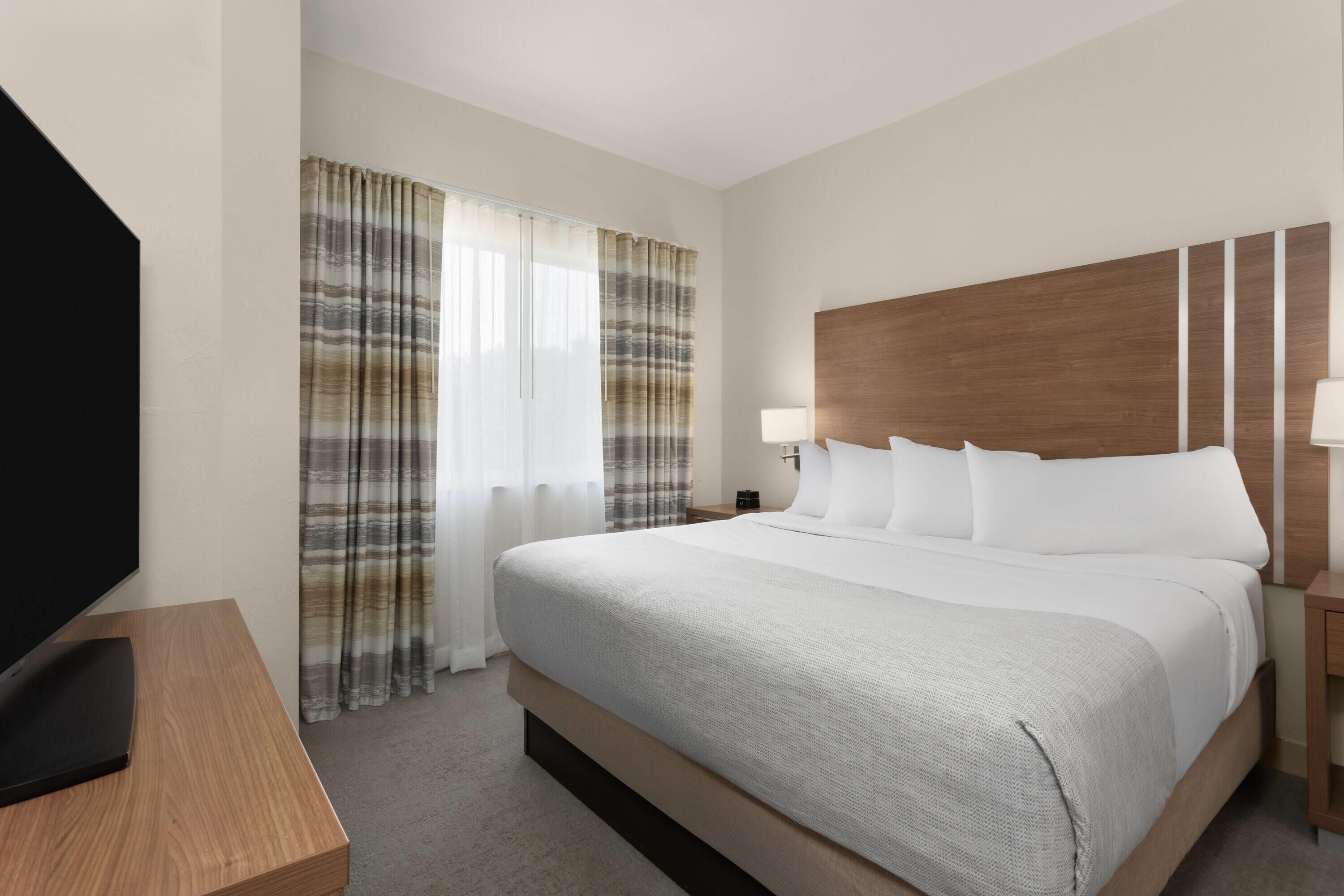 1 bedroom, hypo-allergenic bedding, pillow-top beds, in-room safe