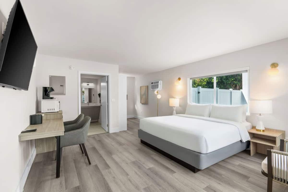 Premium bedding, pillowtop beds, in-room safe, desk