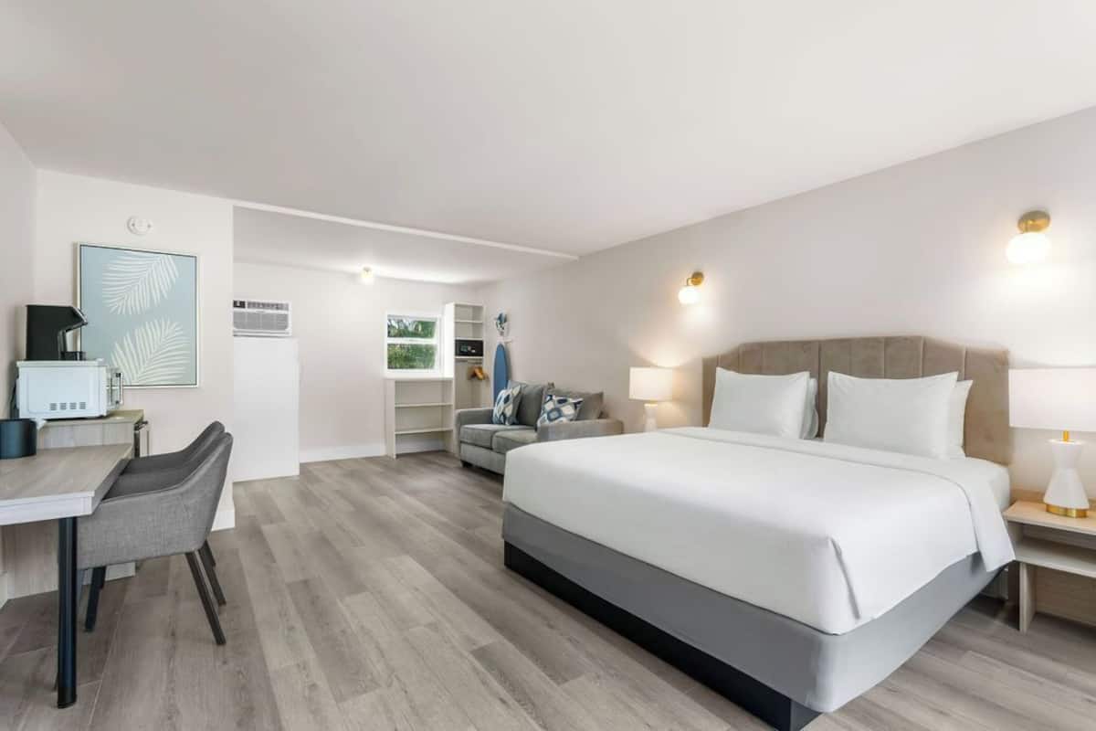 Premium bedding, pillowtop beds, in-room safe, desk