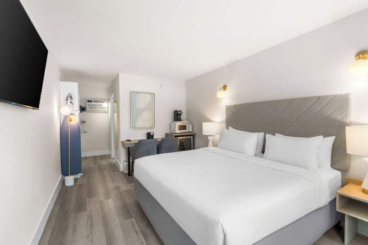 King Room | Premium bedding, pillowtop beds, in-room safe, desk