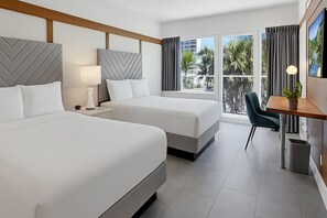 高级房, 2 张大床, 阳台, 部分海洋景观 | 2 多间卧室、高档床上用品、加厚床垫、客房内保险箱