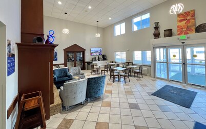 Baymont by Wyndham Litchfield