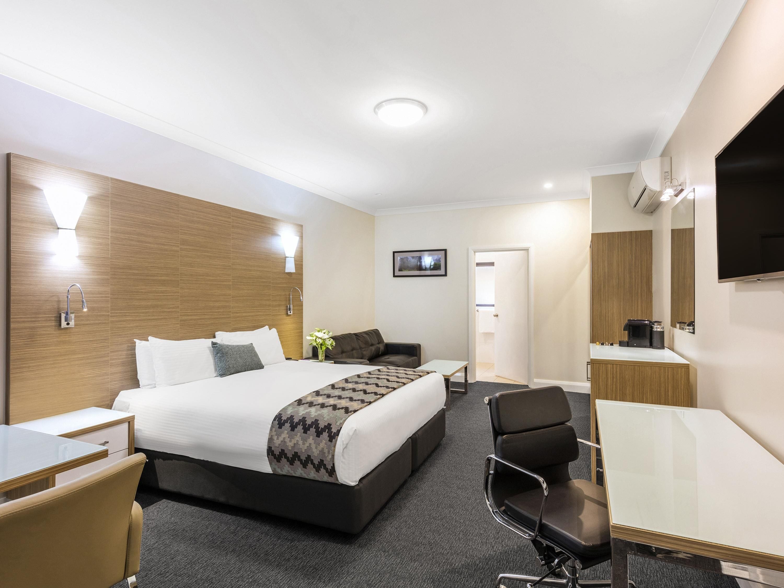 Privilege, Room, 1 King Bed