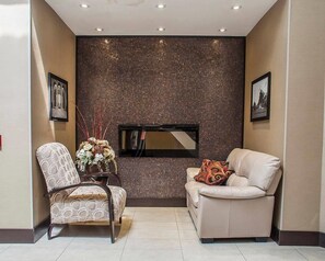 Lobby - Comfort Inn (Fort Erie)
