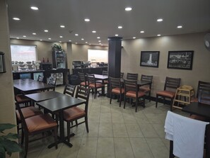 Free daily full breakfast 