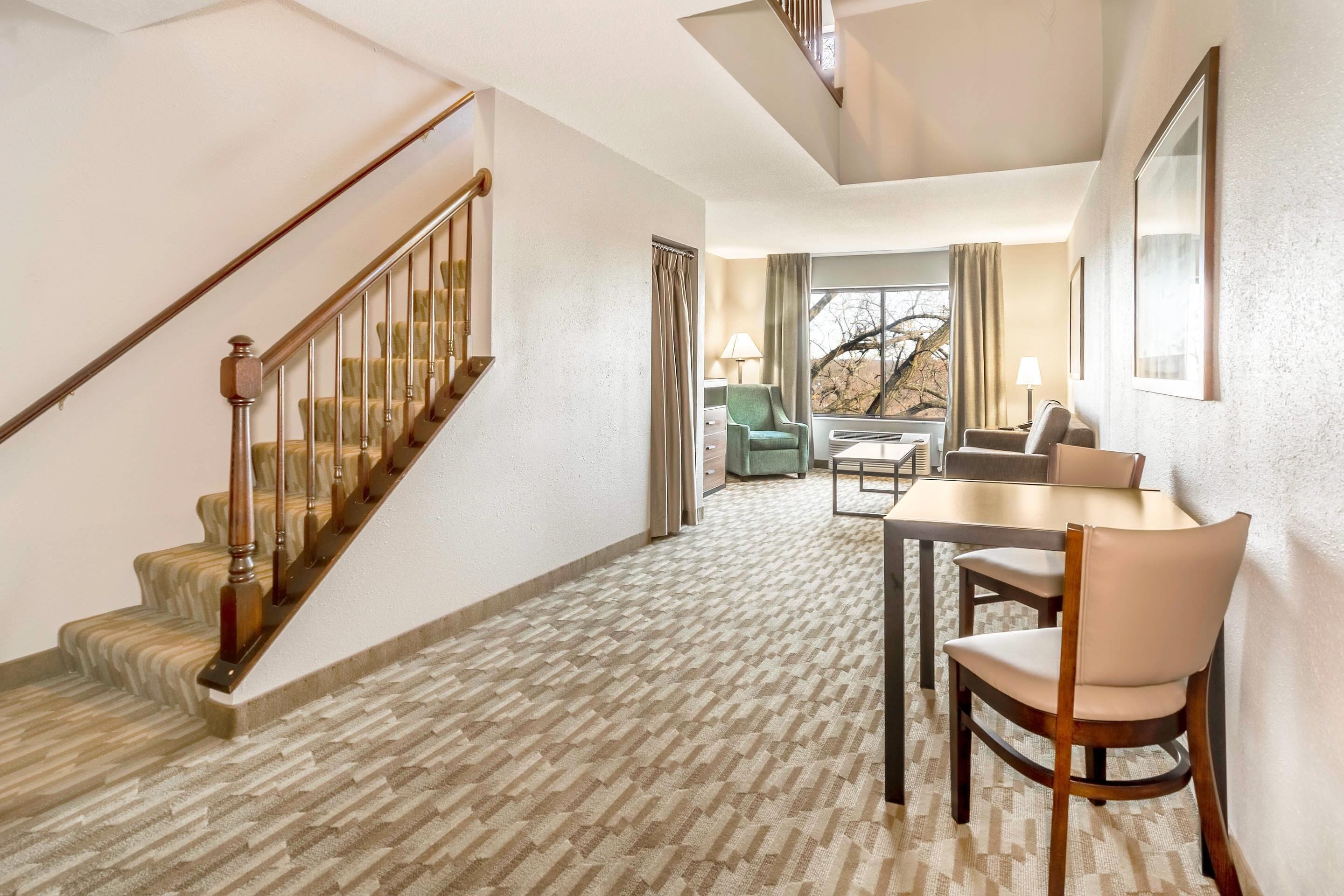 Suite, 1 cama de matrimonio grande con sofá cama, no fumadores | Colchones con acolchado adicional y escritorio