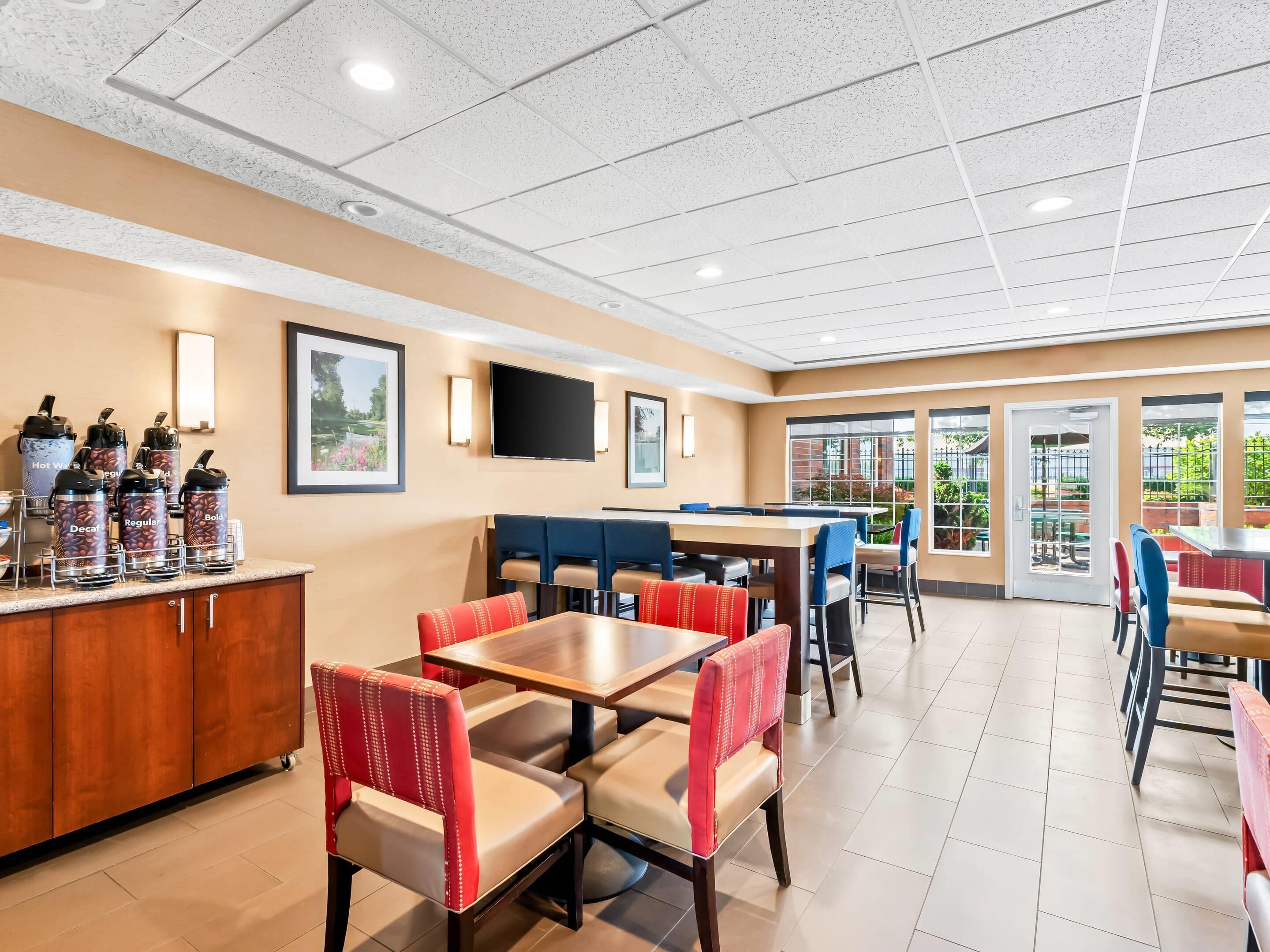 Free daily buffet breakfast