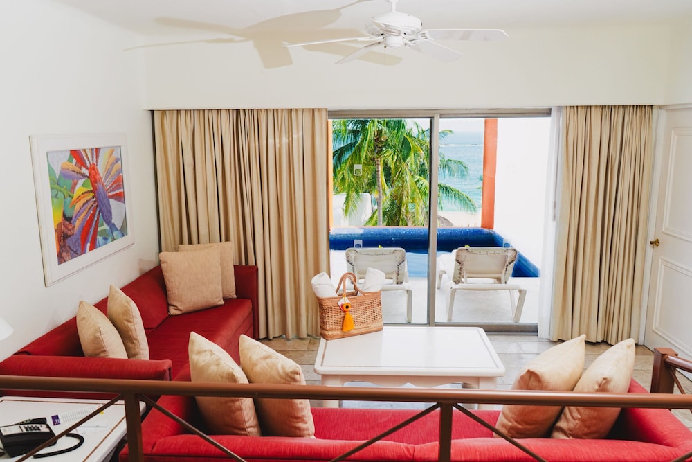 Camino Real Zaashila by null