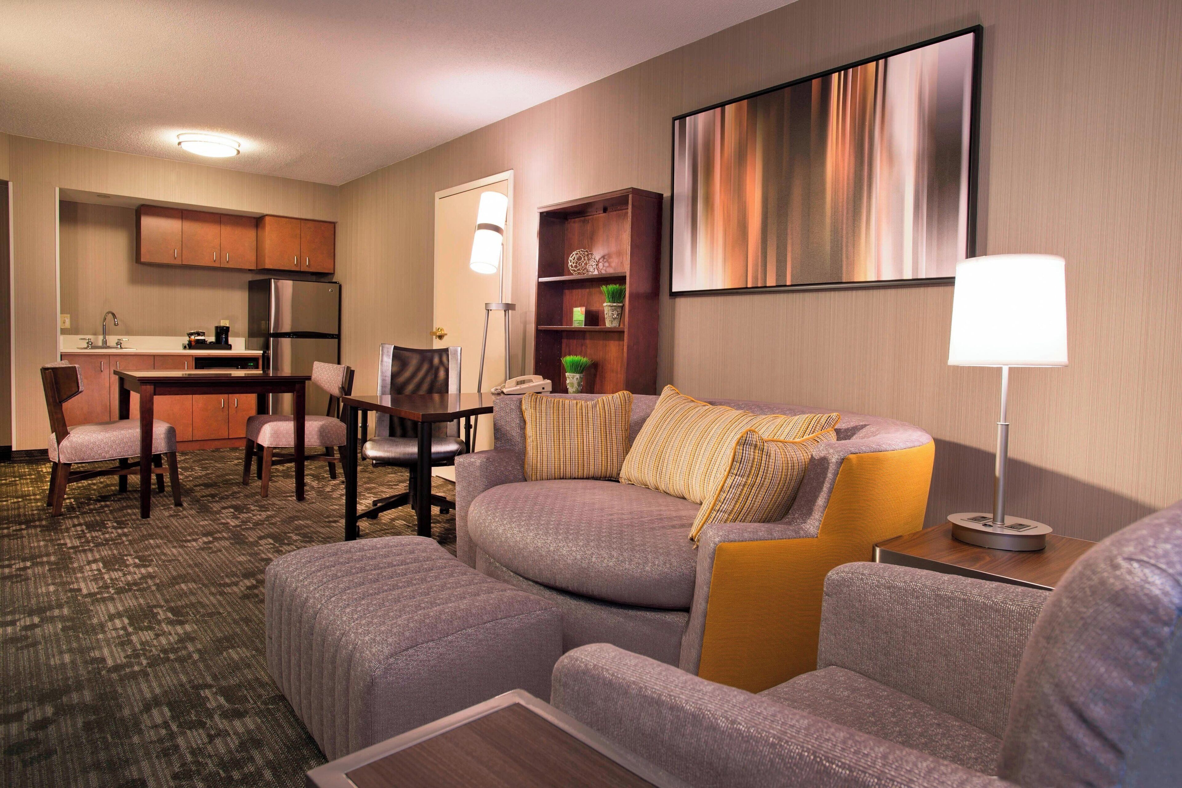 suite, 1 bedroom, balcony | hypo-allergenic bedding, desk, laptop workspace, blackout curtains