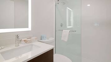 Soundproofing, iron/ironing board, rollaway beds, free WiFi