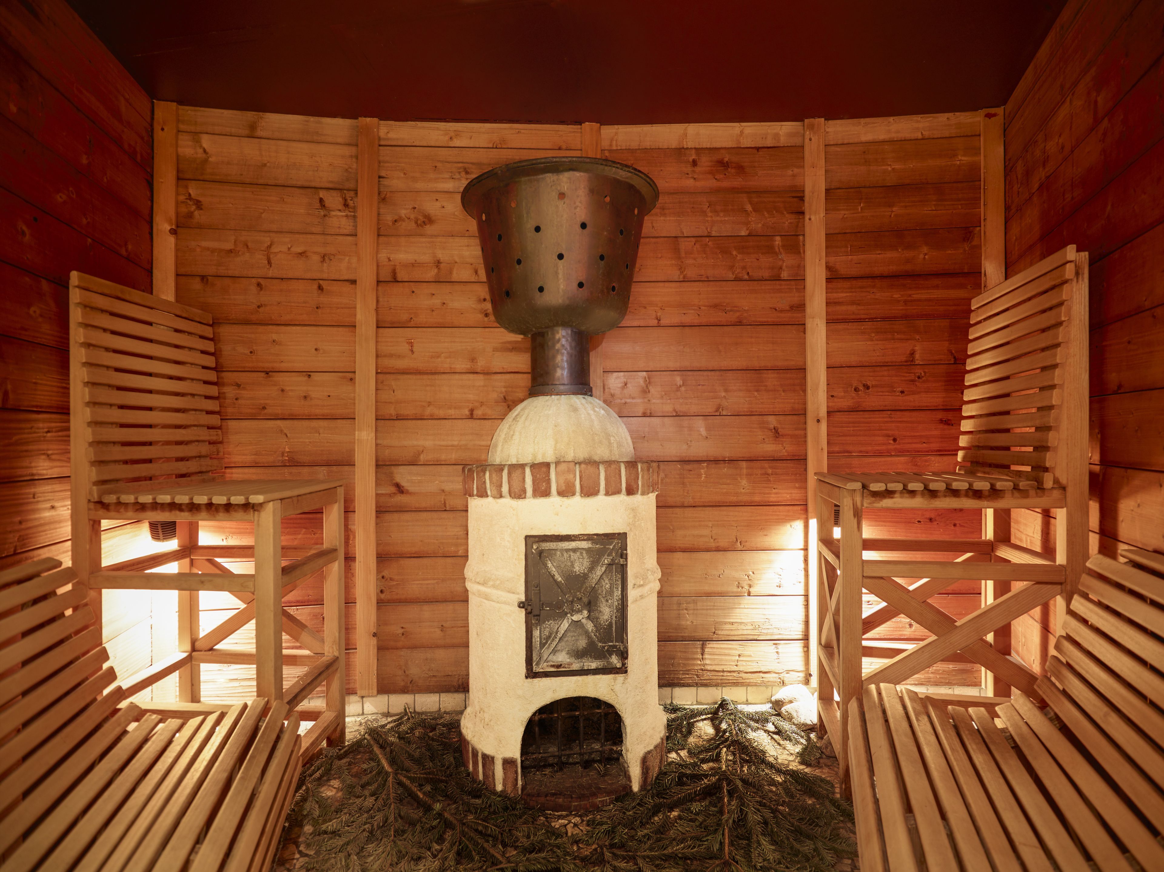 sauna, steam room, body treatments, aromatherapy, hot stone massages
