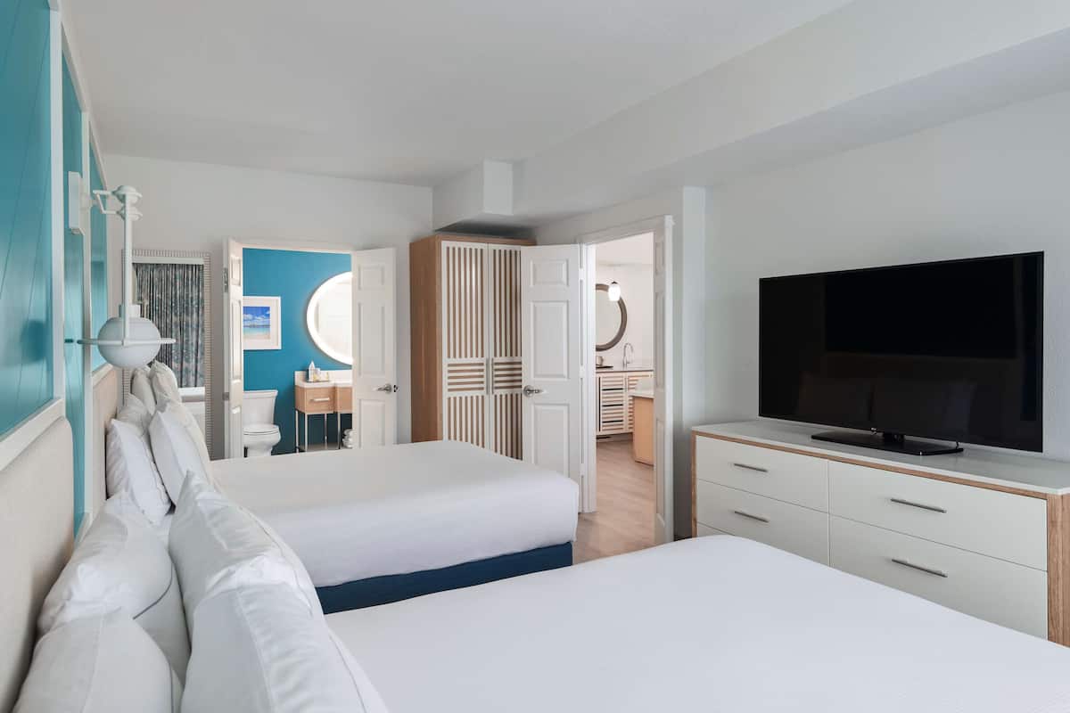 premium bedding, down duvets, pillow-top beds, in-room safe