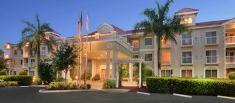 DoubleTree Suites by Hilton Naples