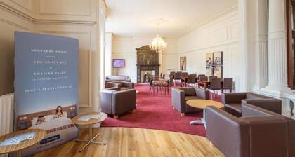 Travelodge Wakefield Woolley Edge M1 Northbound