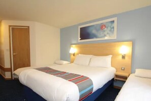 Room - Travelodge Lancaster M6 (Lancaster)