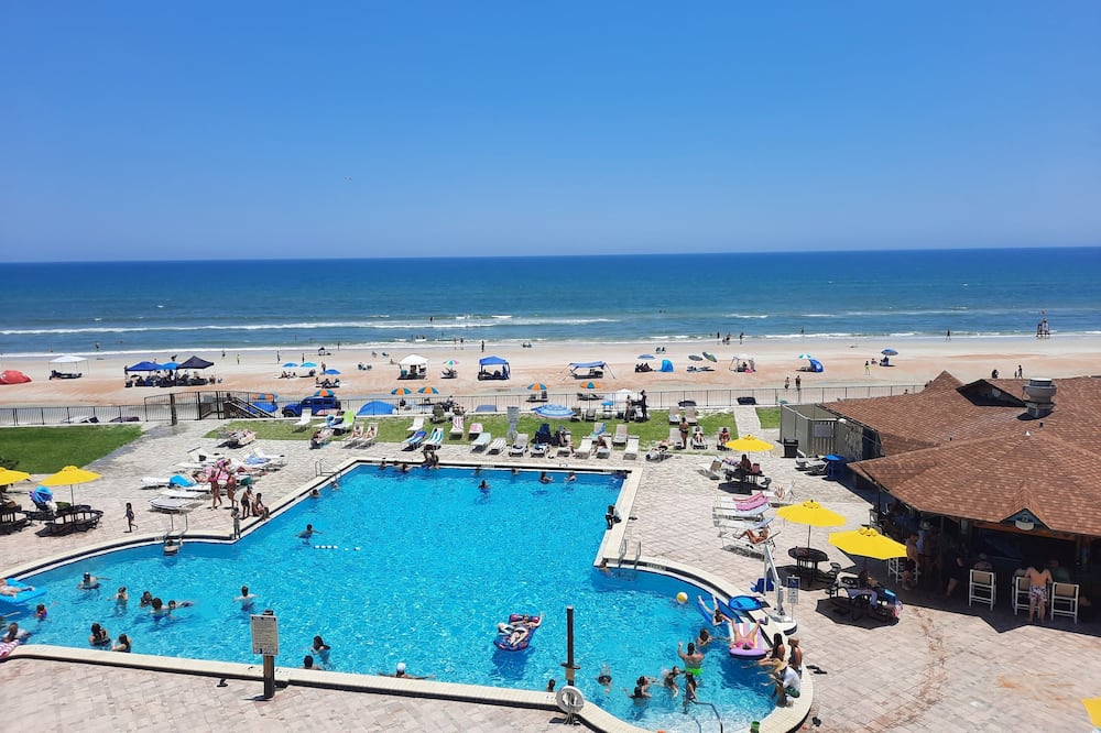 Hawaiian Inn Beach Resort
