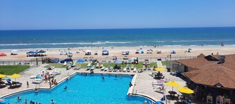 Hawaiian Inn Beach Resort