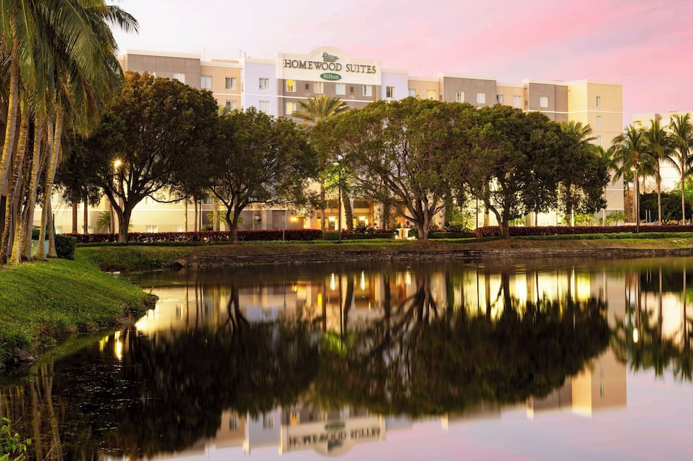 Homewood Suites by Hilton Miami-Airport/Blue Lagoon