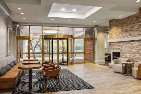 Lobby. Homewood Suites by Hilton Washington, D.C. Downtown