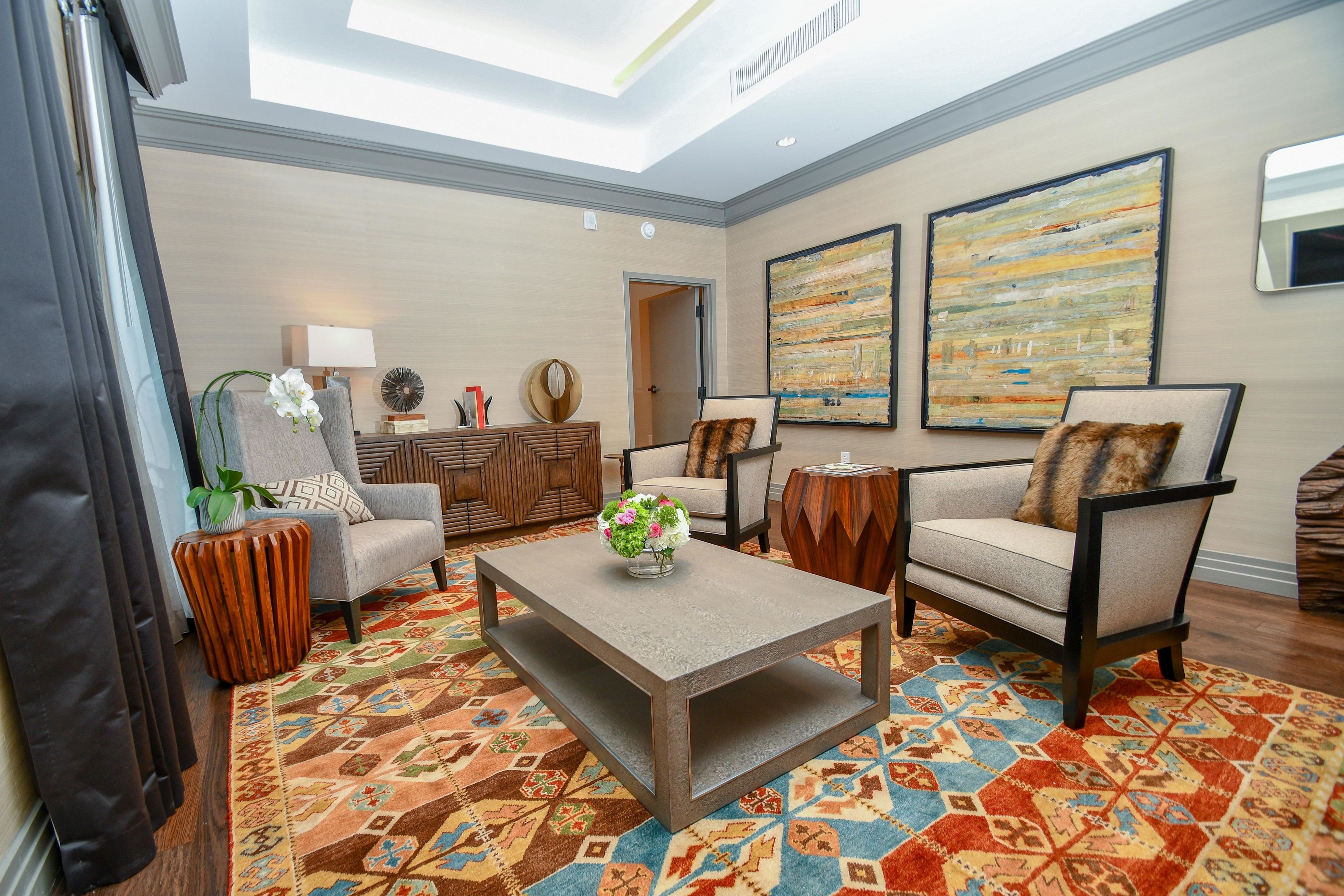 presidential suite, 1 bedroom | living area | 27-inch tv with cable channels, video game console, pay films