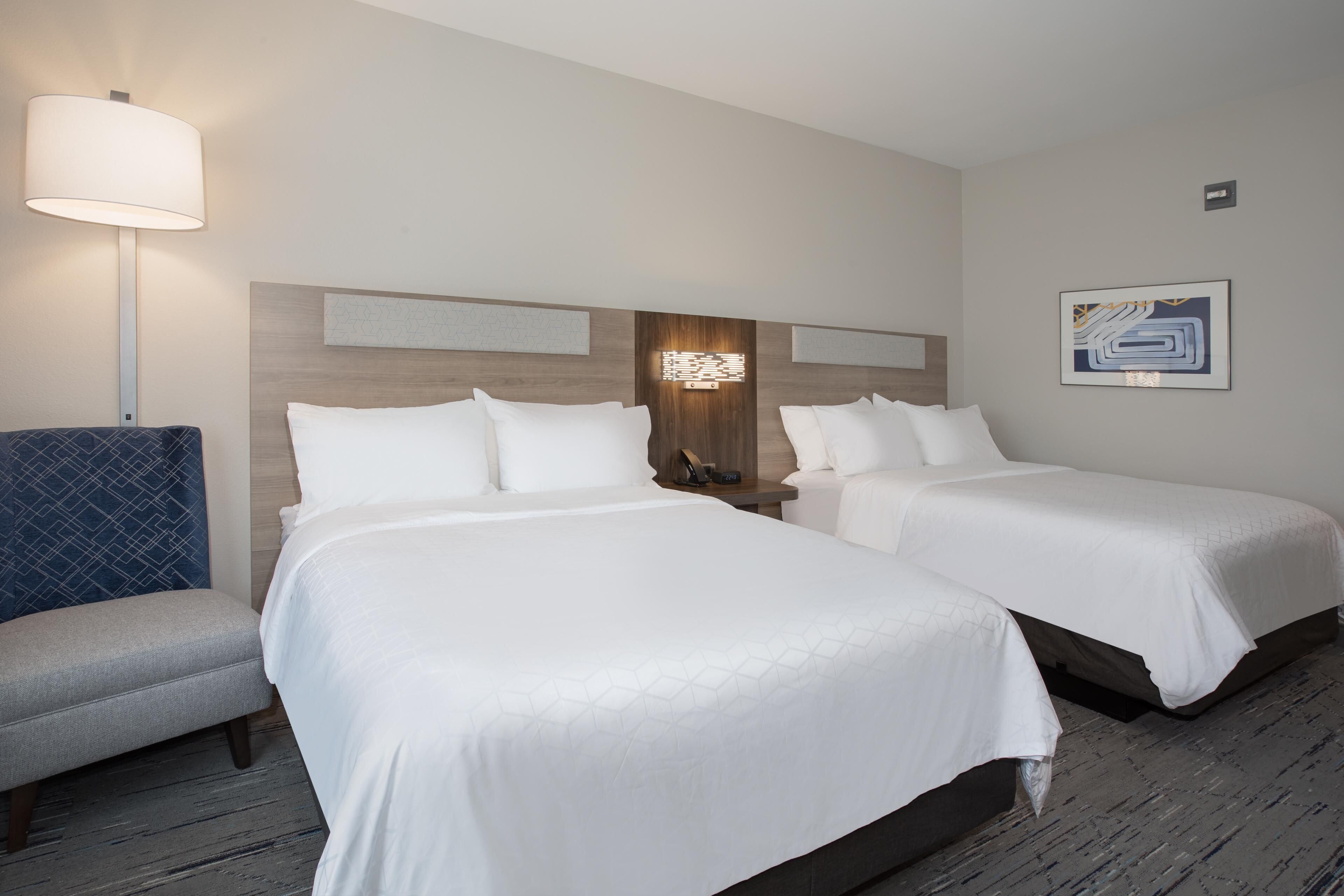 suite, multiple beds | 1 bedroom, premium bedding, in-room safe, desk