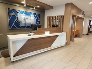 Concierge desk